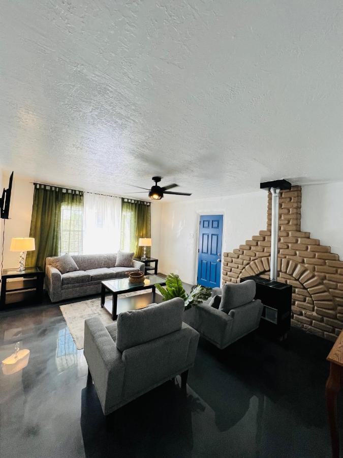 فيلا Los Casita Azul- Cozy Blue House Los Lunas المظهر الخارجي الصورة